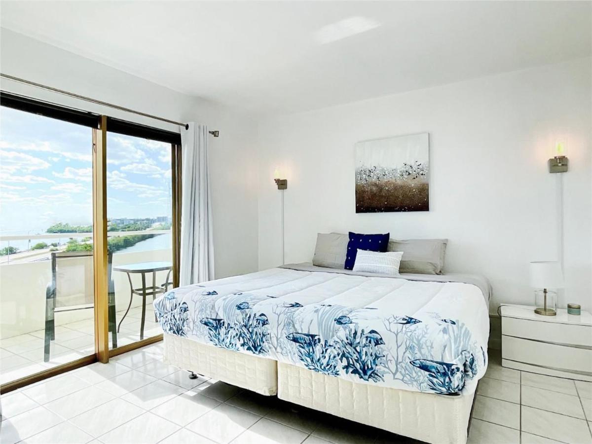 Bayfront Apartment Breathtaking Views- One Bedroom W Balcony- Living Room -Free Parking Miami Beach Eksteriør billede